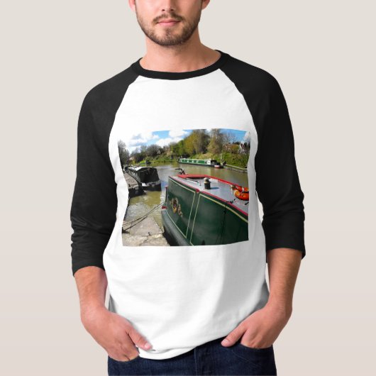 運河を逸脱する Tシャツ (正面)