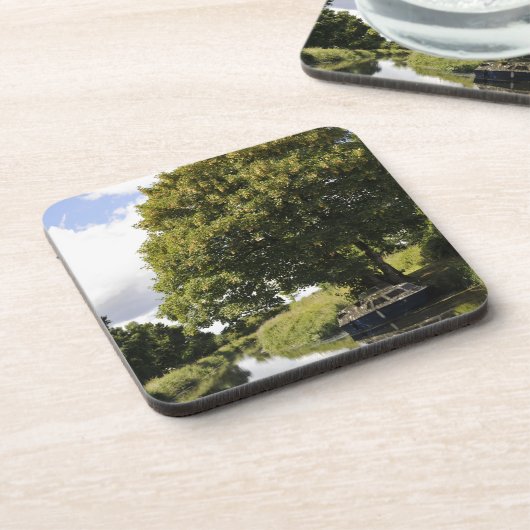 運河ボート コースター (左側)