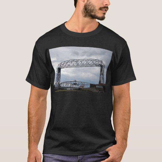 運河公園の空気の上昇橋 Tシャツ (正面)