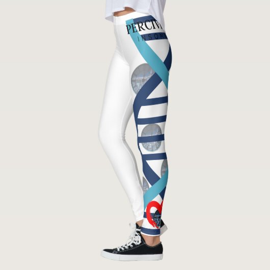 過剰レギンス レギンス (左)