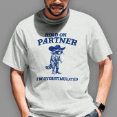 過剰刺激カウボーイアライグマのミーム Tシャツ