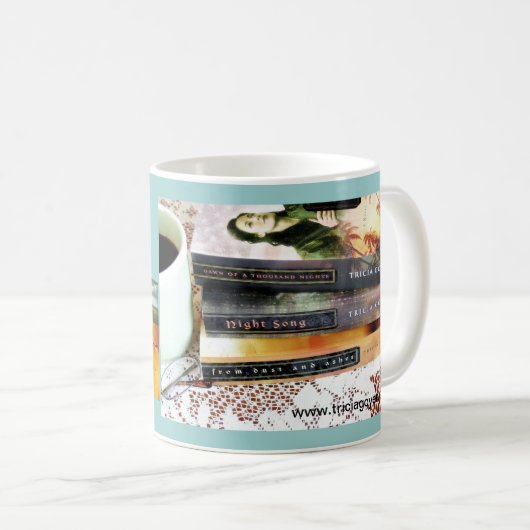 過去に名誉を与えて下さい、未来のマグを包含して下さい コーヒーマグカップ (正面右)