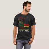 過去のインスパイア未来を讃えるアフリカ黒人久人 Tシャツ (正面フル)