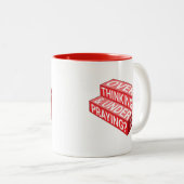 過大思考と祈り過ぎ?レッド・マグカップ ツートーンマグカップ (正面右)
