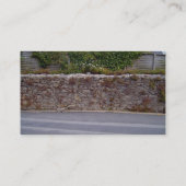 道のほかの植物が付いている石垣の壁 名刺 (裏面)