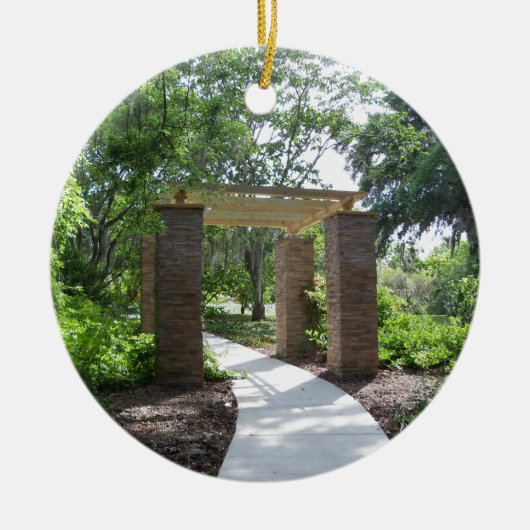 道の上のパーゴラ セラミックオーナメント (正面)