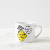 道の激怒のユーモア エスプレッソカップ (右)