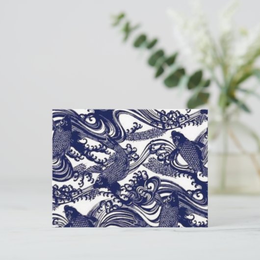 道教の陰陽の青く日本のな入れ墨のコイの魚 ポストカード (スタンド正面)