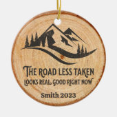 道路のパーソナライズされた移動が少ないクリスマス セラミックオーナメント (正面)