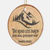 道路のパーソナライズされた移動が少ないクリスマス セラミックオーナメント (左)