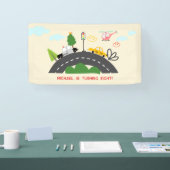 道路の少年の誕生日に車や車 横断幕 (トレードショー)