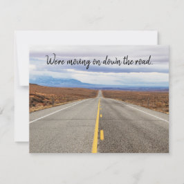 道路の風光明媚なハイウェイの写真を移動 案内状