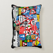 道路カラフルシンボルや象徴と自動車 アクセントクッション (正面(垂直))