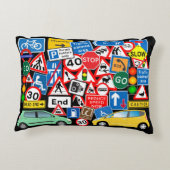 道路カラフルシンボルや象徴と自動車 アクセントクッション (裏面)