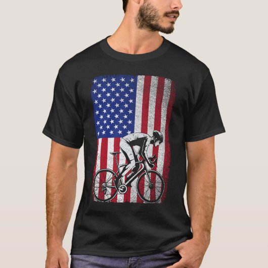道路サイクリングサイクリング7月の第4日米国アメリカ国旗 Tシャツ (正面)