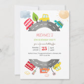道路上で幸せな車の少年の誕生日 招待状 (正面)