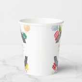 道路上で幸せな車の少年の誕生日 紙コップ (右)