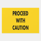 道路標識に注意を払って進む ラッピングペーパーシート (正面2)