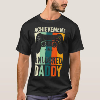 達成アンロックのパパがパパギフトになる Tシャツ