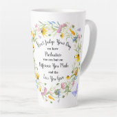 違いは君を愛した野与え草の花 カフェラテマグ (右アングル)