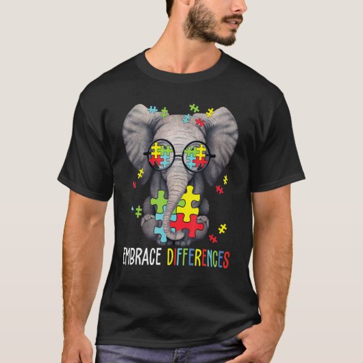 違いを受け入れる 象 おもしろ 自閉症啓発 Tシャツ (正面)