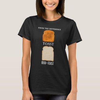 違いを知るトースト生トースト4 Tシャツ