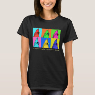 違うな色の女性のTシャツの(鳥)ショウジョウコウカンチョウ Tシャツ