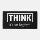 違法ではない デスクマット (正面)