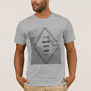 遠くにな男性Wastinは再度ティーにのせます Tシャツ