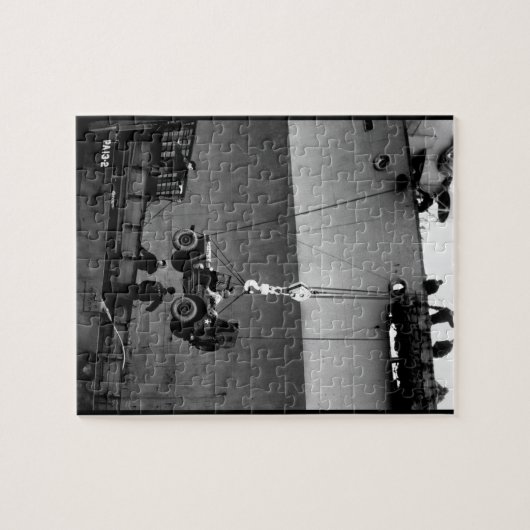 遠くに下げて下さい。  ジープのfrom_Warイメージは行きます ジグソーパズル (横)