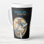 遠くの大きな軌道を夢見る カフェラテマグ (左アングル)