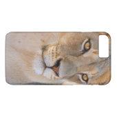 遠くを見つめるライオンのポートレート Case-Mate iPhoneケース (裏面(横))