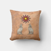 遠ぼえのコヨーテ クッション (正面)