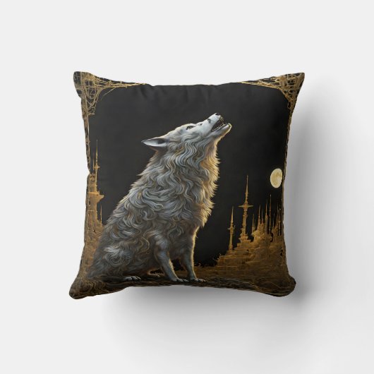 遠威厳のあるくの月に照らされた都市で狼が吠える クッション (裏面)