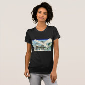 遠江山中,北斎遠江北斎の富士山を望む Tシャツ (正面フル)