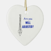 適切に調整された セラミックオーナメント (右)