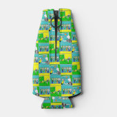 選手とファンとのサッカーデザインサッカーテーマ ボトルクーラー (裏面)