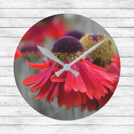 選択色の赤いヘレニウム – 彩度が落ちる ラウンド壁時計