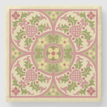 「遺伝性」ゴシック様式リバイバルフローラメダリオン