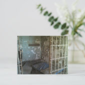 遺棄刑務所の細胞 ポストカード (スタンド正面)