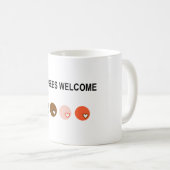 避難者の歓迎 コーヒーマグカップ (正面右)