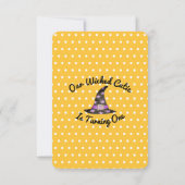 邪悪なかわいこちゃんオレンジドットチャイルド誕生日小 招待状 (裏面)