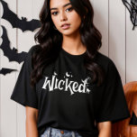 邪悪なハロウィンおもしろいウィッチ Tシャツ<br><div class="desc">このハロウィーンであなたの「邪悪な」側を解き放ち、魅惑的な声明を作りなさい。不気味な季節には欠かせないティーで、トリックやお菓子に最適。この魔法のインスパイアデザインを掴み、ハロウィーンを邪悪なおもしろいに!</div>