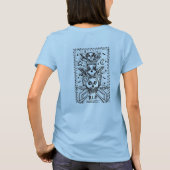 邪悪な墓地のスケルトンのトリックや治療を見ない Tシャツ (裏面)