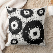 邪悪な目は白黒 クッション (ブランケット)