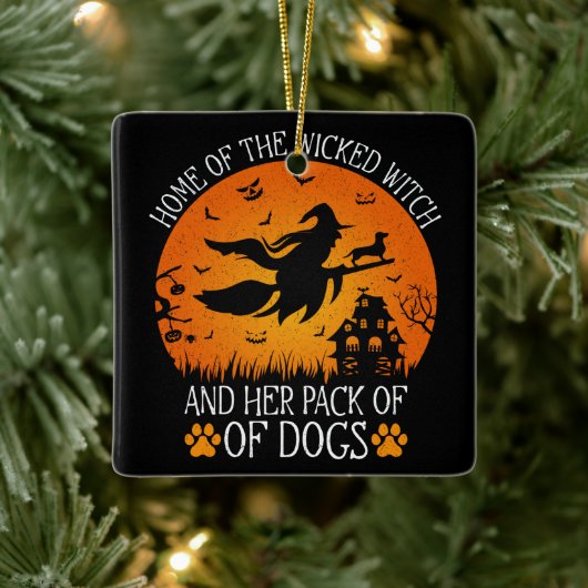 邪悪な魔女の家と犬の群れクール セラミックオーナメント (ツリー)