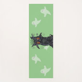 邪悪な黒い木の炎の目幽霊猫スパイダーグリーン ヨガマット (正面)