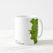 郡キルディアの地図及び頂上のマグ コーヒーマグカップ (正面右)