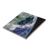 部分的な地球にハリケーンが衝突する。 タイル (側面)