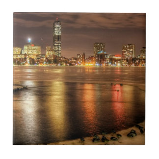 部分的にボストンのチャールズ川で溶ける氷 タイル